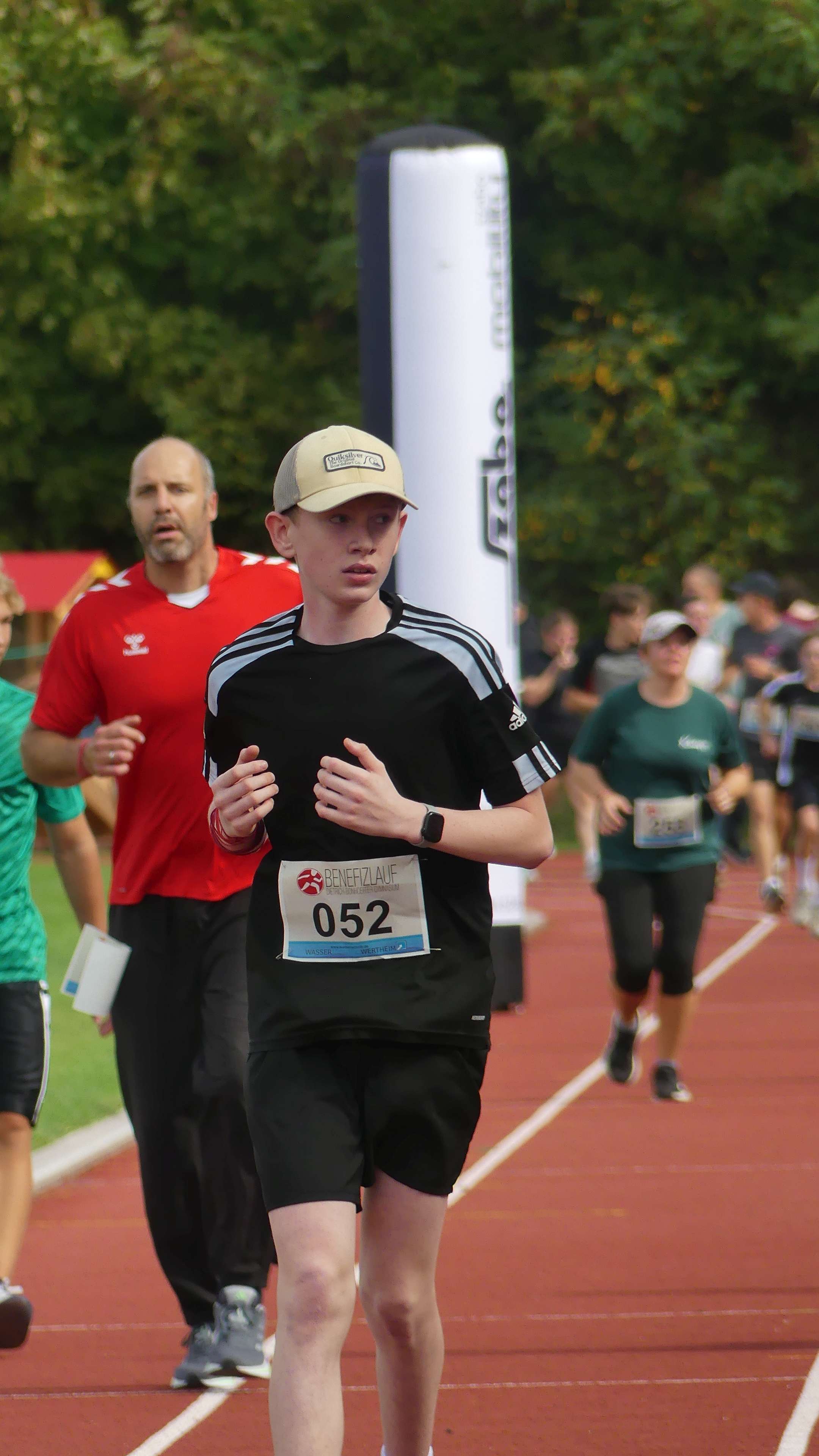 Bild vom 15. Benefizlauf im Jahr 2025. Dies ist das 303. Bild.